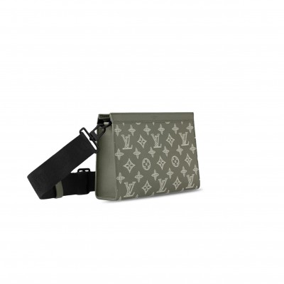 LOUIS VUITTON GASTON WEARABLE WALLET M81115 (22*14.5*4.5cm)
